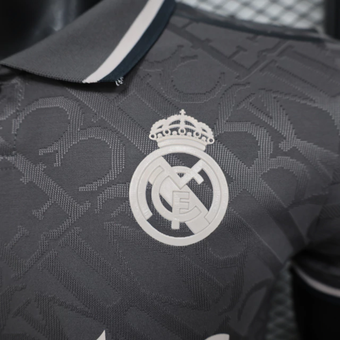 Camiseta Real Madrid™ 2024-2025